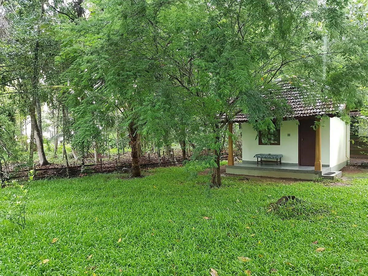Palmy Lake Resort Alappuzha